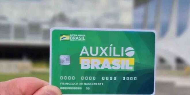 O que é o Auxílio Brasil e como ele funciona?